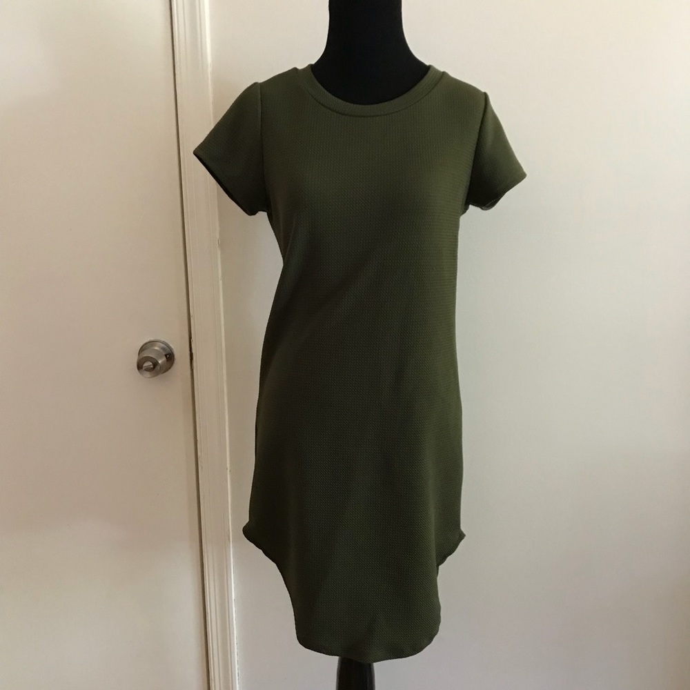 Curved Hem Tee Shirt Dress - Picture 2 of 3
